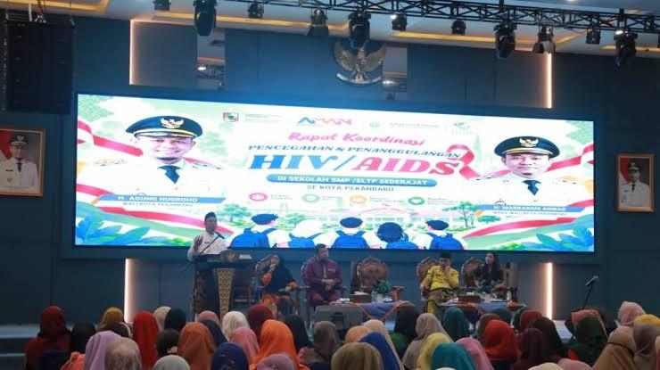 Pemko Pekanbaru Perkuat Pencegahan HIV/AIDS di Kalangan Pelajar SMP dan SMA